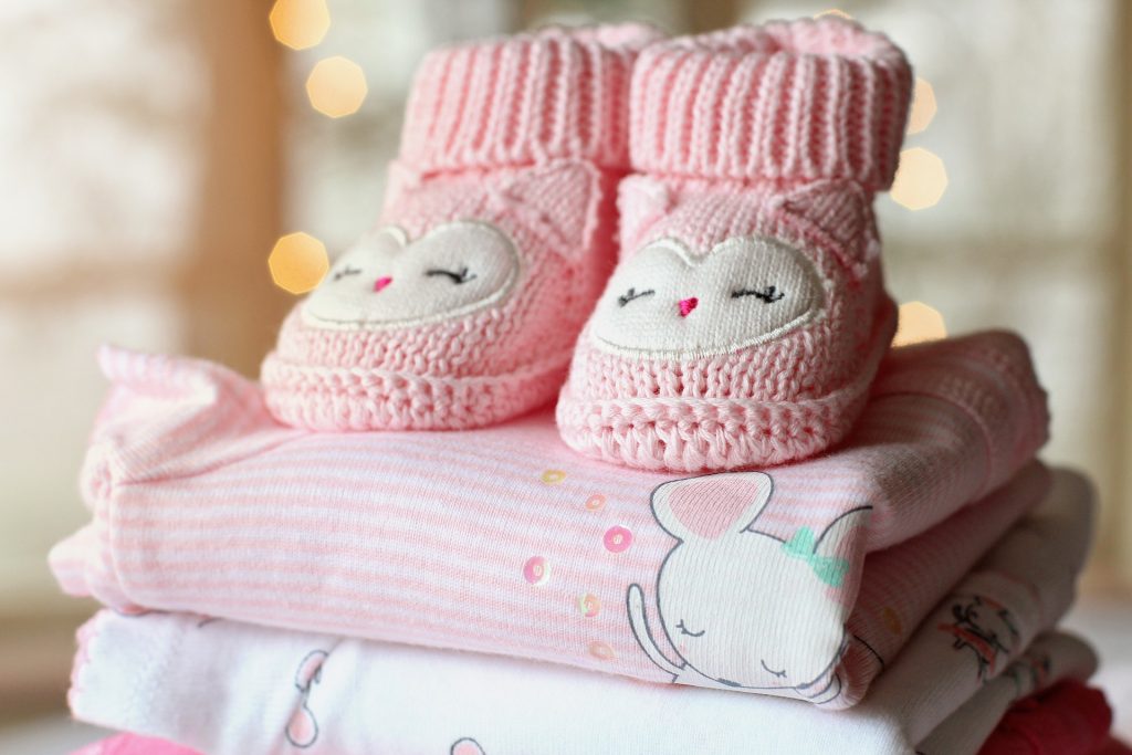 3 Tips On How New Mothers Can Save Money While Shopping For Baby Essentials